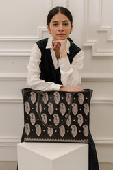 Embroidery tote 01 - Black