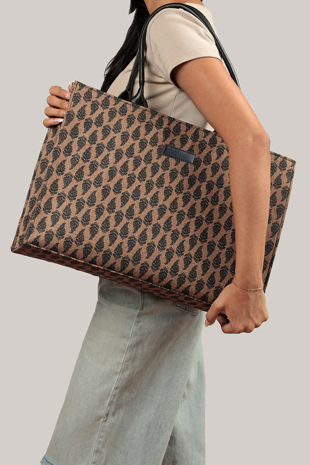 CANVAS TOTE 59