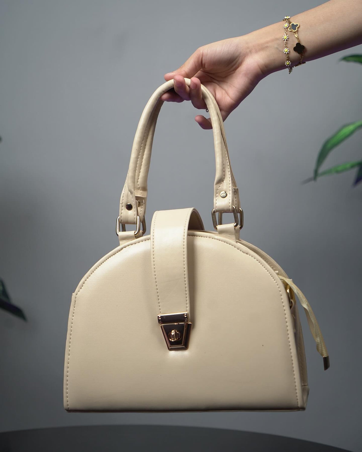 Handbag 01 - Beige