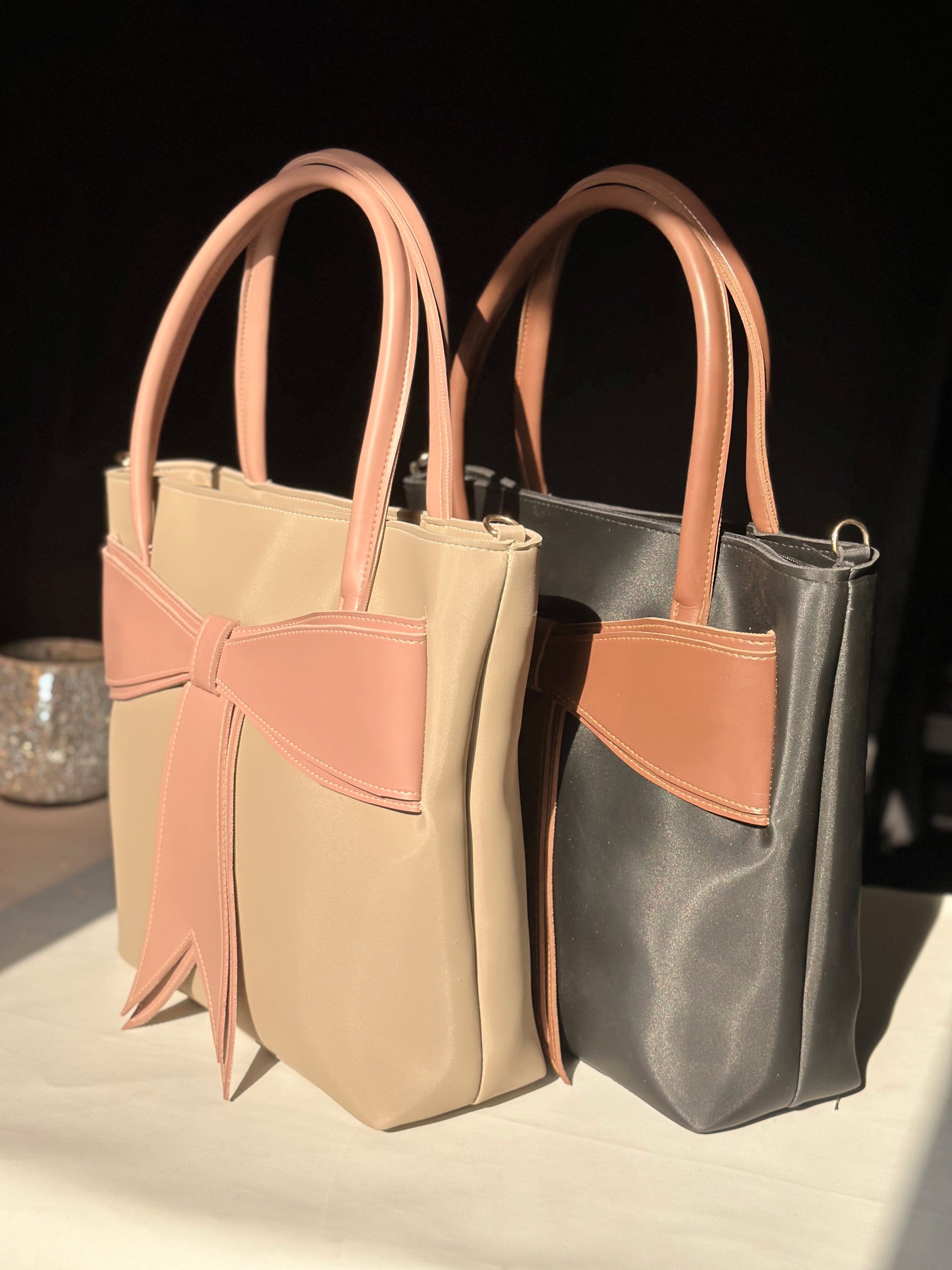 Classic Bow Tote - Beige