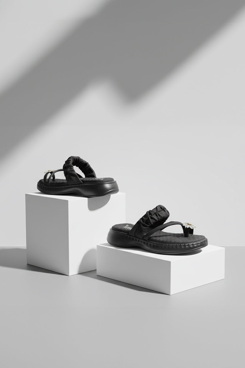 Ruched Comfort Knot Slipper - R 02 - Black