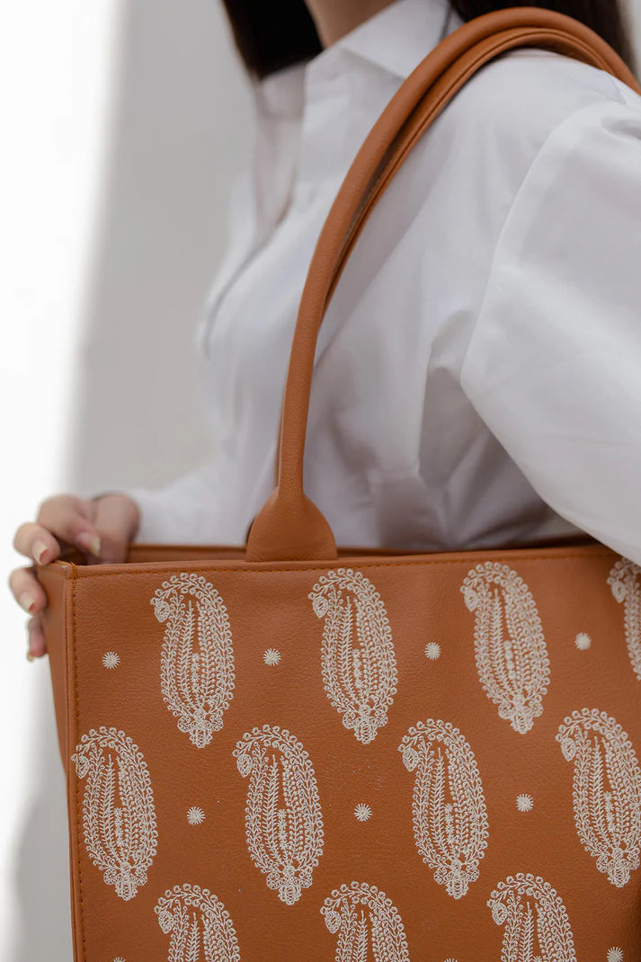Embroidery tote 01 - Mustard