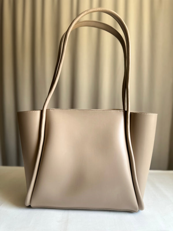 Pyramid Tote Beige